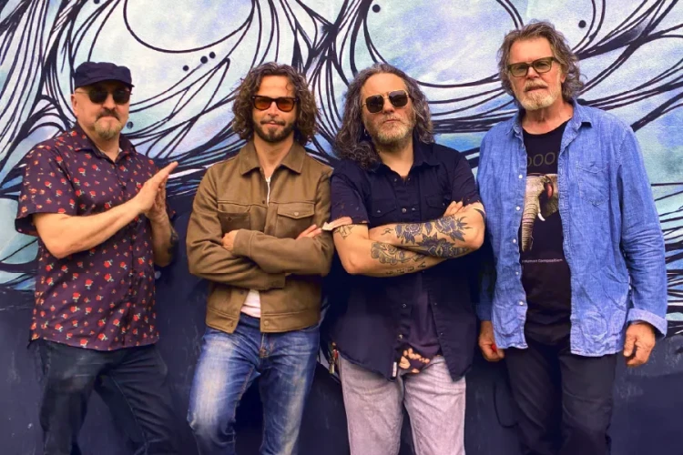 klubgwarek - O.R.k. P. Mastelotto (King Crimson), C. Edwin (ex-Porcupine Tree), L. Fornasari, C. Pipitone